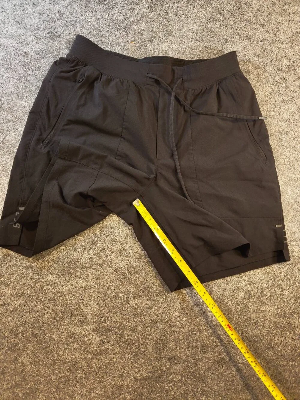 Lululemon Pace Breaker Shorts Black Linerless (M)